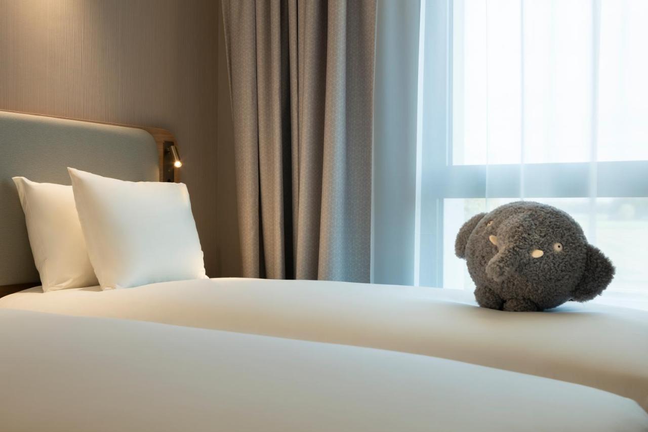 Holiday Inn Express - Marne-La-Vallee Val D'Europe By Ihg บายญี-โรแม็งวีเญร์ ภายนอก รูปภาพ